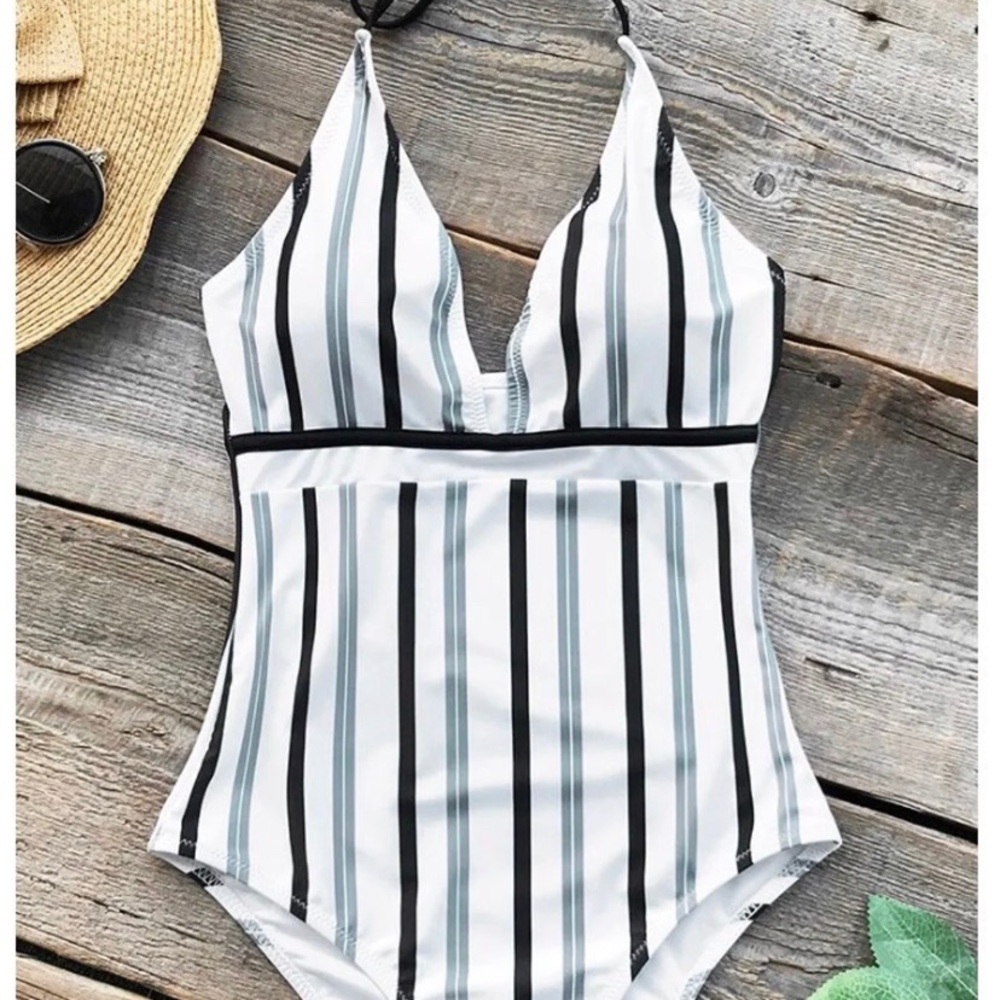 One-piece swimsuit by CUPSHE.
